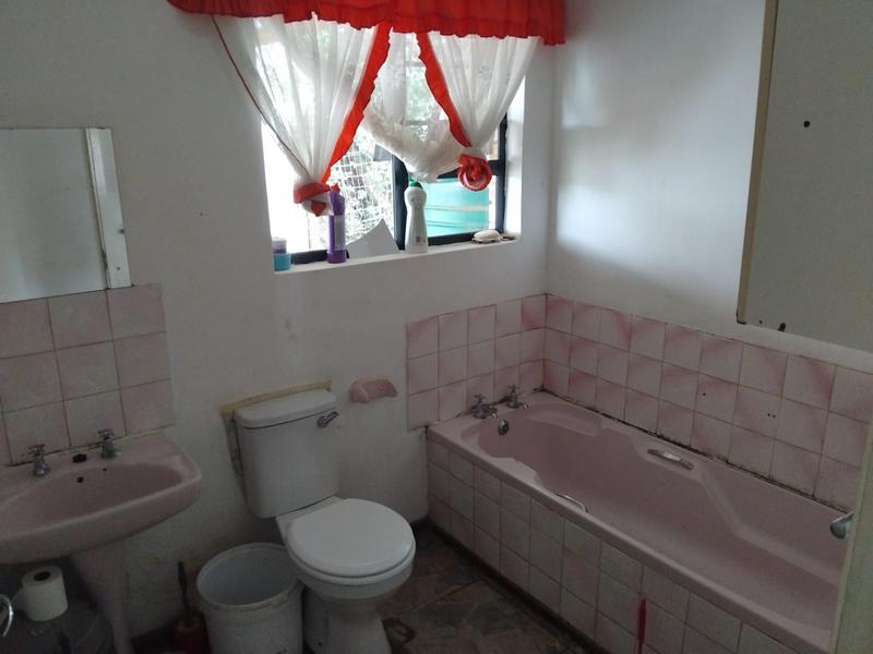 To Let 3 Bedroom Property for Rent in Grahamstown Eastern Cape